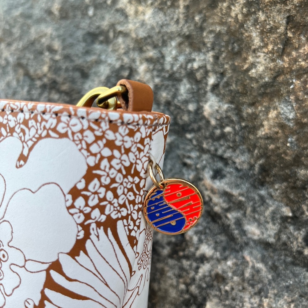 Clare V. Mini Bateau x MOTHER Collab - Picture 7 of 9